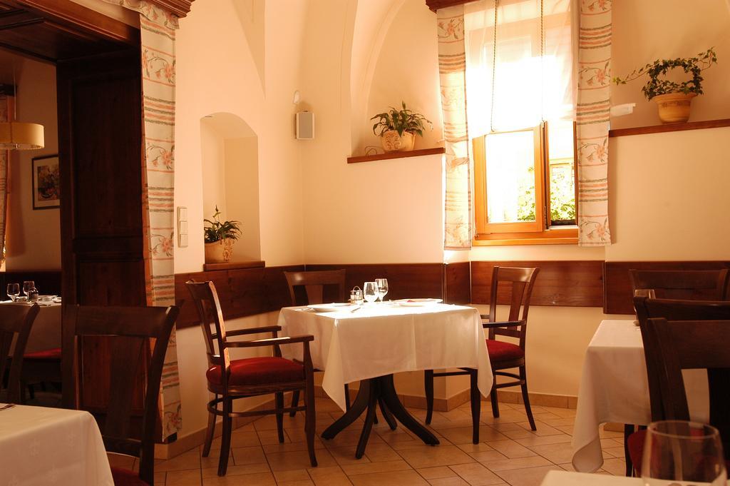 Erhardt Superior Rooms Sopron Exterior foto